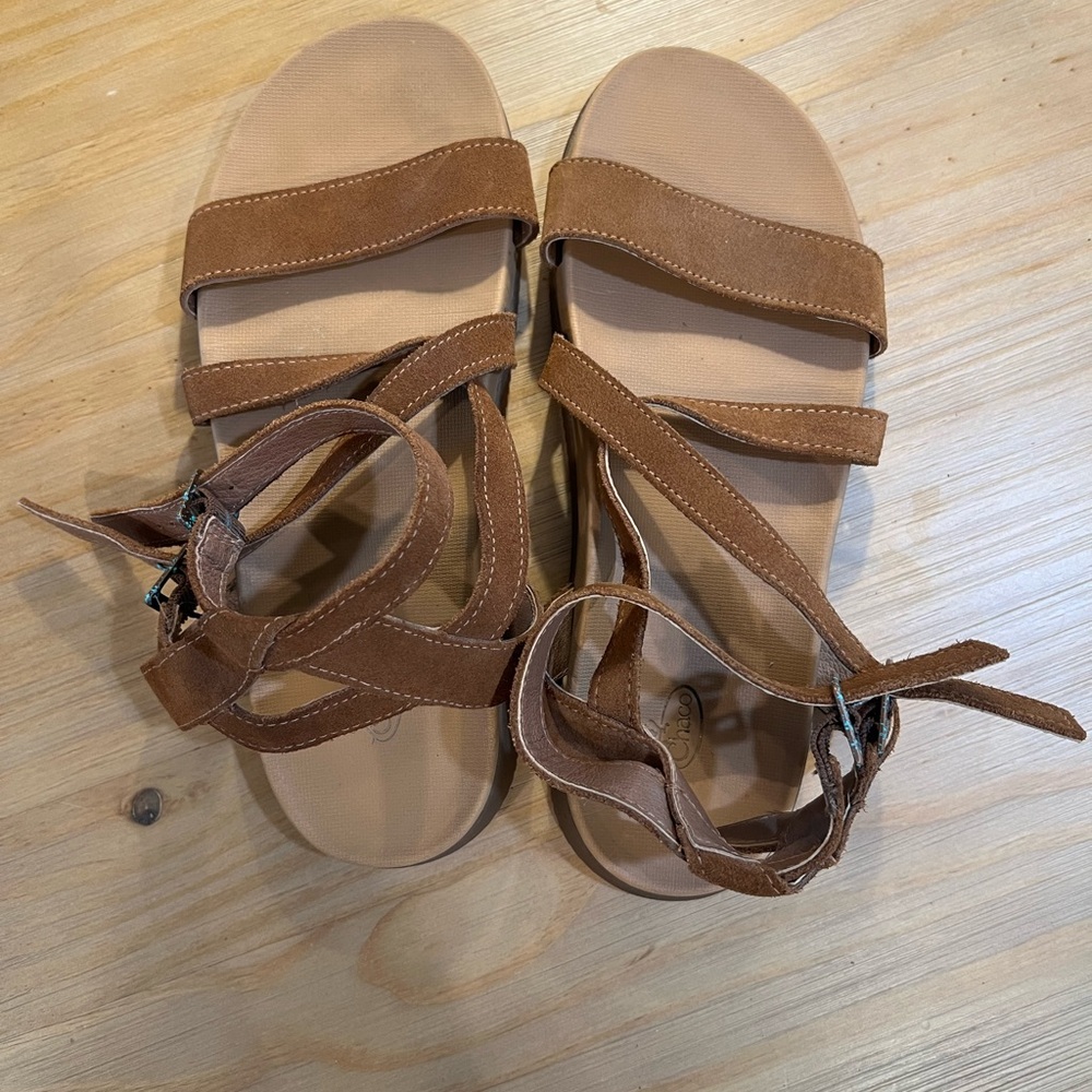Full-grain Leather Chaco - Women Size 10